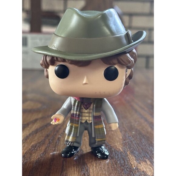 Funko POP! Doctor Who Vinyl Figure - FOURTH DOCTOR (4th) #232‎ Loose No Box - Picture 1 of 7